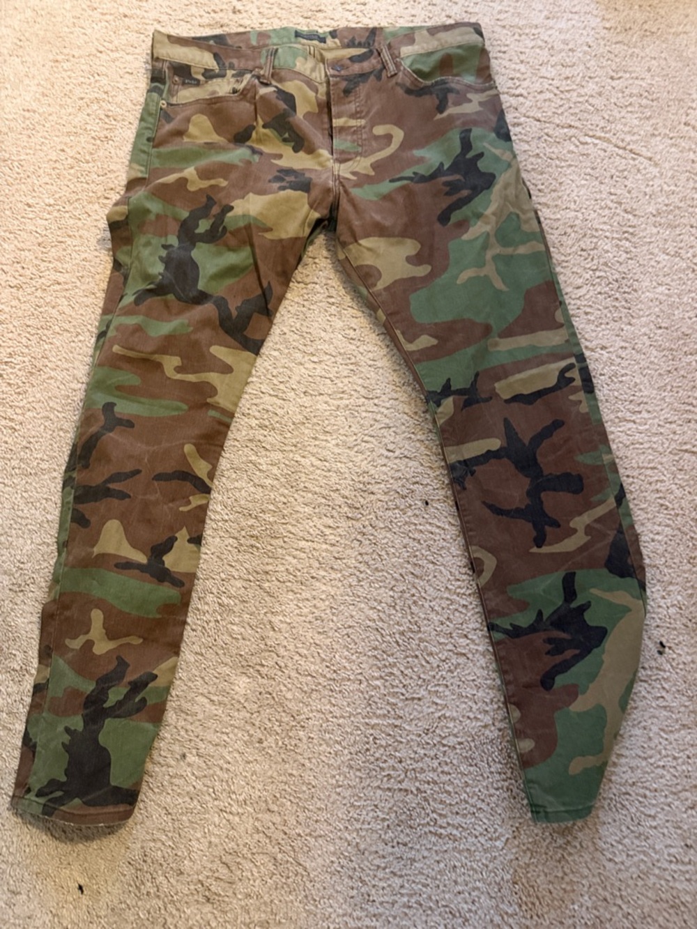 Camo Slim-Fit Cargo Pants